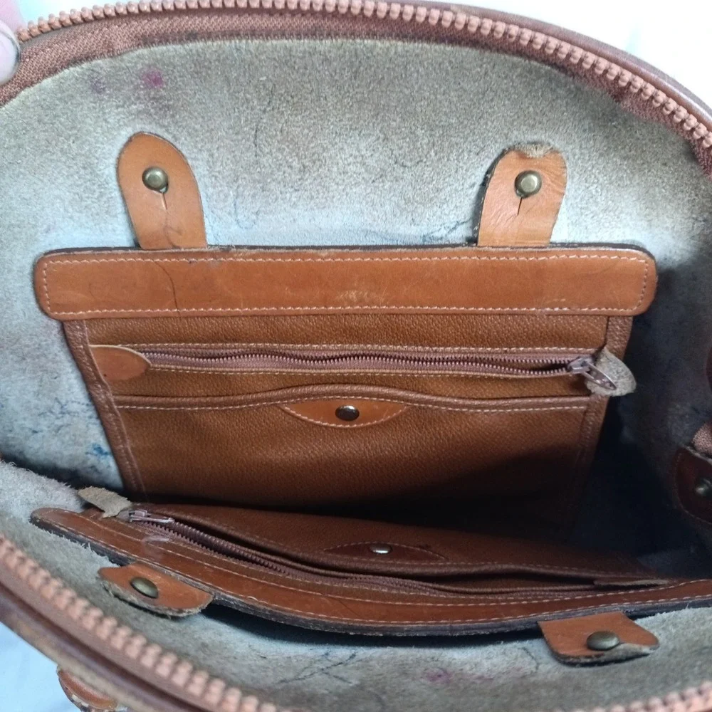 Dooney & Bourke this dooney
